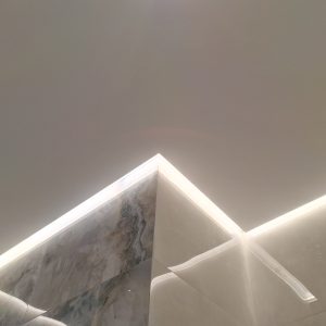 1000015930